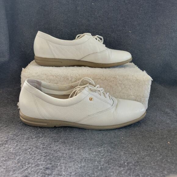 Easy Spirit Motion White Leather SZ 8.5 - Picture 1 of 11